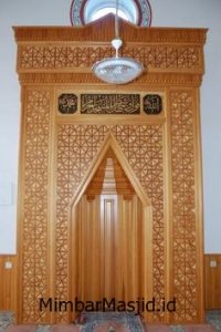 Gambar Mihrab Masjid Minimalis Jati