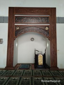 Mihrab Masjid Terbaru Kayu Jati